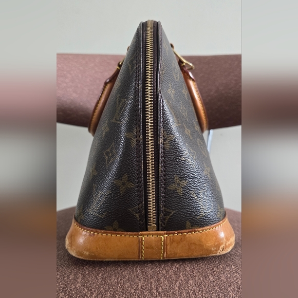 Louis Vuitton Vintage Monogram Alma PM Size - Picture 10 of 16